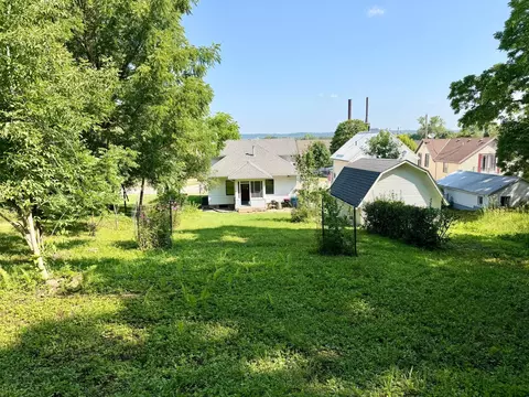 Exterior - 521 E 7th St, Red Wing, MN 55066 photo 5 of 10