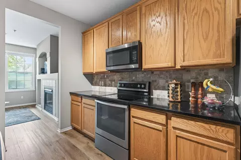 11304 Aberdeen Cir NE #B, Blaine, MN 55449