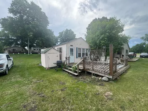 1206 E Lake St, Osakis, MN 56360