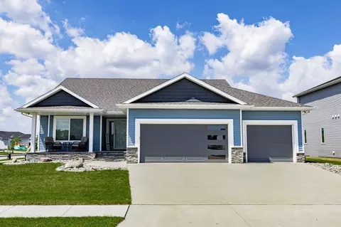 8853 Meadowlark Pkwy, Horace, ND 58047