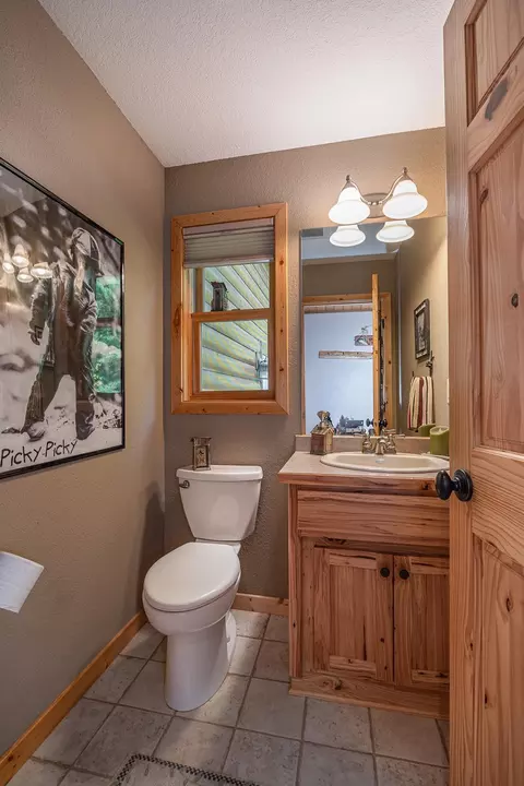 Bath - 421 Goshawk Ln NW, Hackensack, MN 56452 photo 2 of 4
