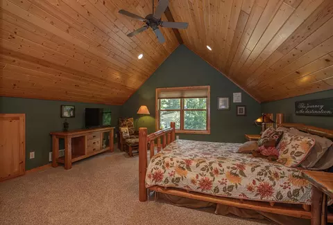 Bedroom - 421 Goshawk Ln NW, Hackensack, MN 56452 photo 2 of 4
