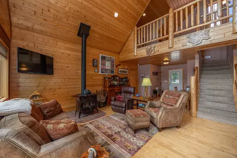Living - 421 Goshawk Ln NW, Hackensack, MN 56452 photo 3 of 5