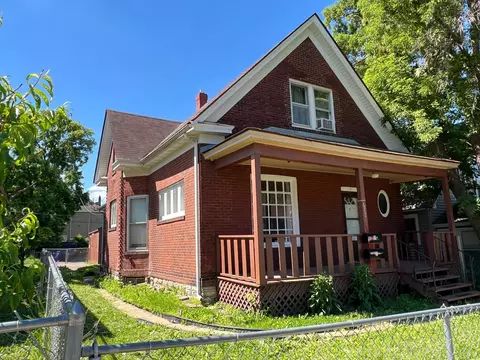 672 Case Ave, Saint Paul, MN 55106