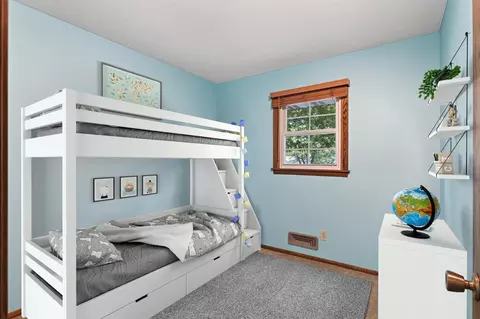 Bedroom - 336 Sunrise Ln, Champlin, MN 55316 photo 5 of 9