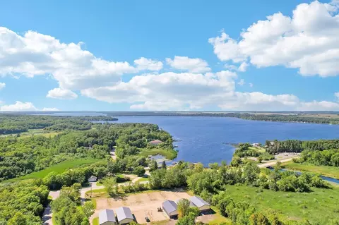51021 Apt 20 Fish Lake Rd, Detroit Lakes, MN 56501