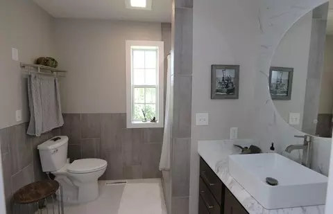 Bath - 46219 Little Pine Loop, Perham, MN 56573 photo 2 of 4