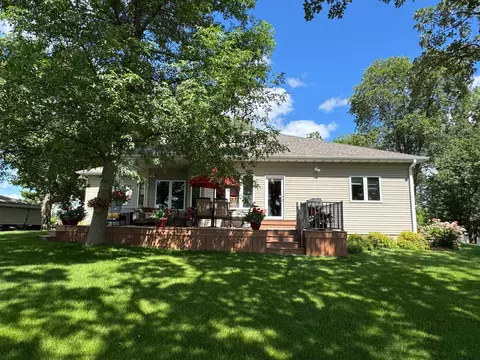 33678 Wildwood Dr, Dent, MN 56528