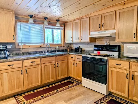 Kitchen - 52555 223rd Pl, Mcgregor, MN 55760 photo 2 of 4