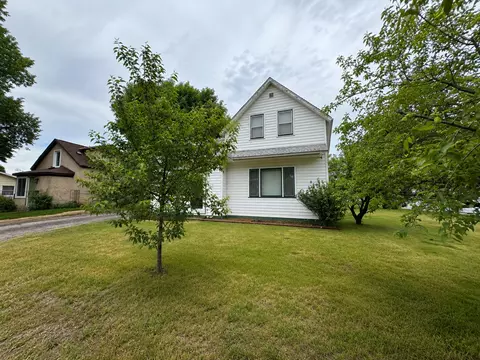 Exterior - 535 1st Ave N, Perham, MN 56573 photo 6 of 10