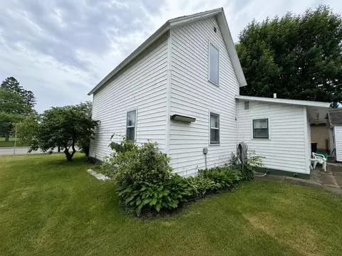 Exterior - 535 1st Ave N, Perham, MN 56573 photo 5 of 10