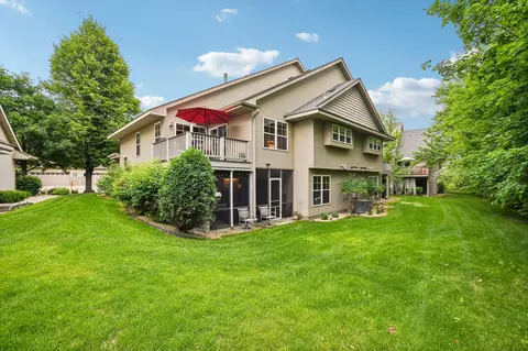 1026 Saint Johns Bay, Woodbury, MN 55129