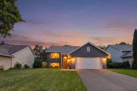 309 Wildhurst Rd, Waconia, MN 55387