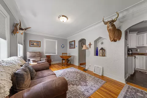 Living - 910 8th Ave SW, Austin, MN 55912 photo 2 of 2