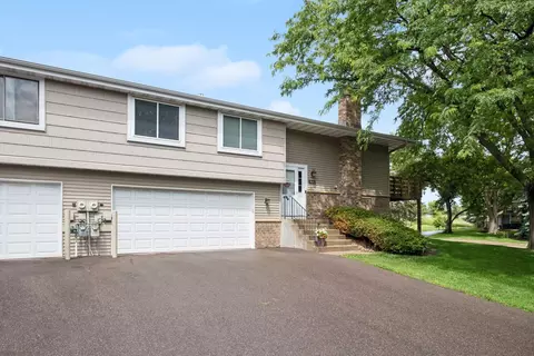 9651 Ensign Cir, Bloomington, MN 55438