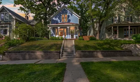 336 Maple St, Saint Paul, MN 55106