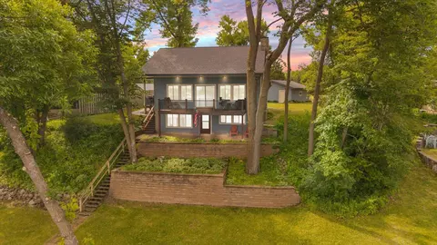10421 Park Cir, Pine City, MN 55063