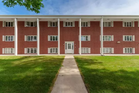 813 6th Ave N #B7, Fargo, ND 58102