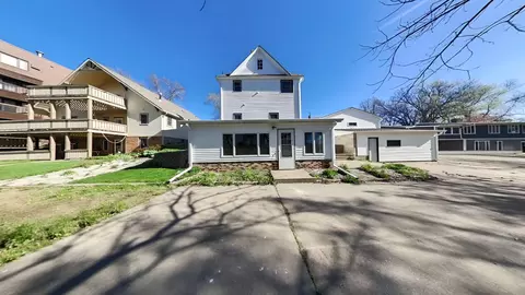 Exterior - 1017 Pine St, Dawson, MN 56232 photo 1 of 3