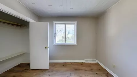 Bedroom - 1017 Pine St, Dawson, MN 56232 photo 4 of 5