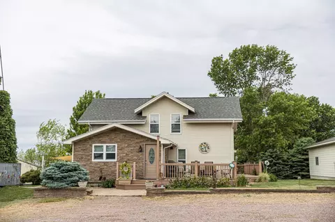 654 91st St, Beaver Creek, MN 56116