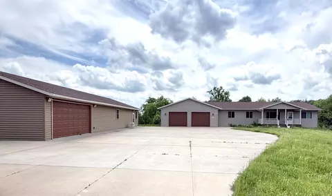 24647 340th St, Browerville, MN 56438