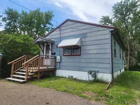 Exterior - 1715 Budd Ave, Maple Plain, MN 55359 photo 2 of 5