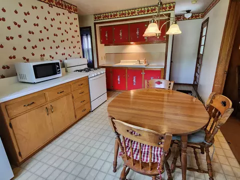 Kitchen - 1715 Budd Ave, Maple Plain, MN 55359 photo 1 of 2