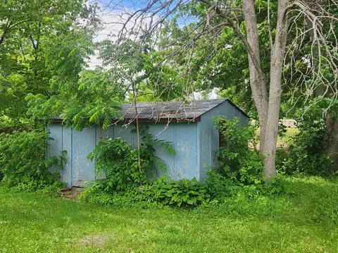 Exterior - 1715 Budd Ave, Maple Plain, MN 55359 photo 4 of 5