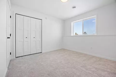 Bedroom - 69 Cedar Dr, Mapleton, ND 58059 photo 4 of 6