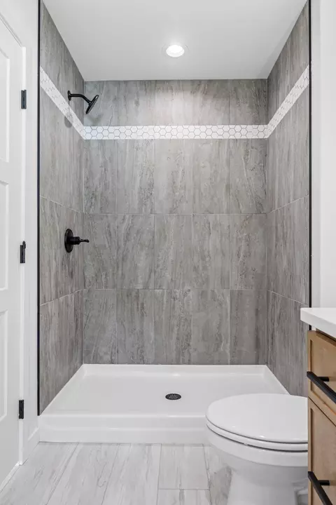 Bath - 69 Cedar Dr, Mapleton, ND 58059 photo 2 of 3