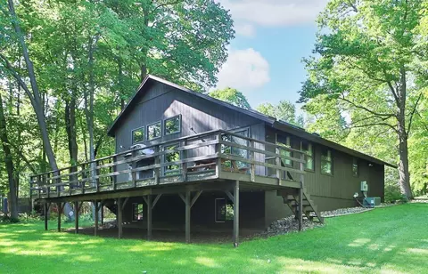 23199 N Shore Dr, Emily, MN 56447