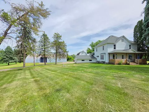 Exterior - 50430 315th Ave, Elgin, MN 55932 photo 3 of 11