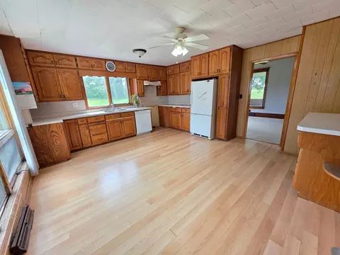 Kitchen - 50430 315th Ave, Elgin, MN 55932 photo 1 of 1