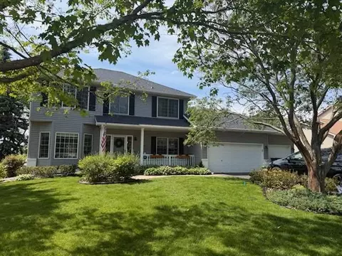 1119 Bluff Pass S, Chaska, MN 55318