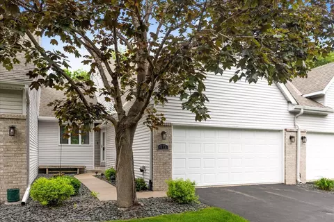417 95th Ln NW, Coon Rapids, MN 55433
