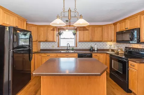 Kitchen - 503 Bluff Ave, Brainerd, MN 56401 photo 1 of 3