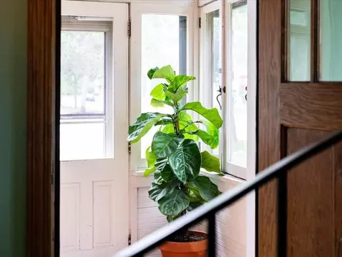 Entry Way - 503 Bluff Ave, Brainerd, MN 56401 photo 5 of 7