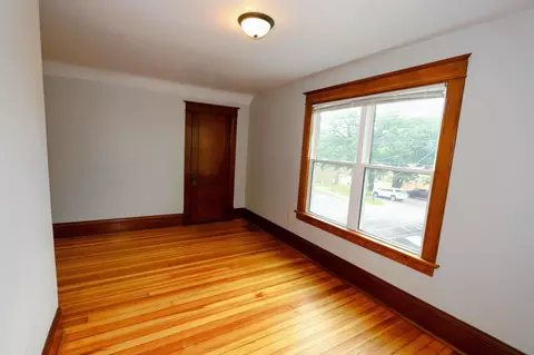 Bedroom - 9 1st St SE, Faribault, MN 55021 photo 7 of 15