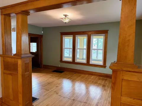 Living - 9 1st St SE, Faribault, MN 55021 photo 11 of 12