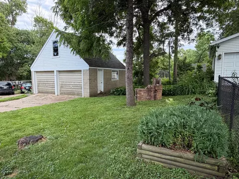 Exterior - 9 1st St SE, Faribault, MN 55021 photo 6 of 8