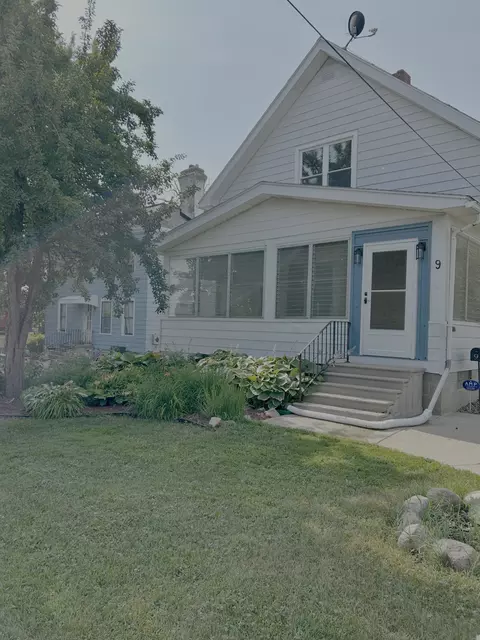 9 1st St SE, Faribault, MN 55021