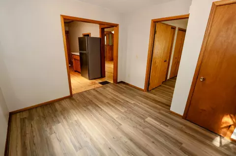 Entry Way - 9 1st St SE, Faribault, MN 55021 photo 2 of 5
