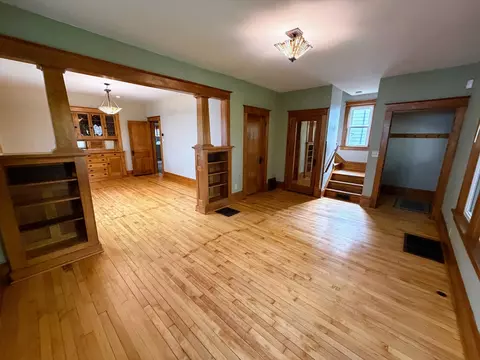 Living - 9 1st St SE, Faribault, MN 55021 photo 9 of 12
