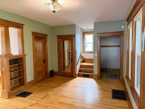 Living - 9 1st St SE, Faribault, MN 55021 photo 8 of 12