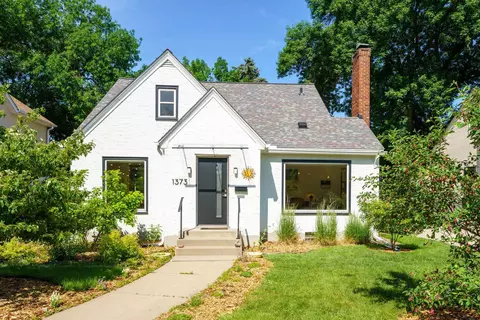 1373 Avon St N, Saint Paul, MN 55117