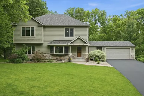 14901 Williston Ln, Minnetonka, MN 55345