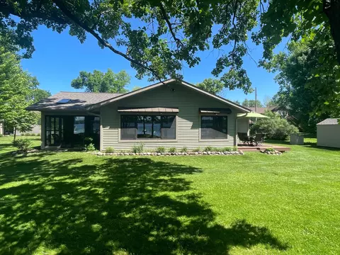 9559 N Mudhen Lake Dr, Siren, WI 54872