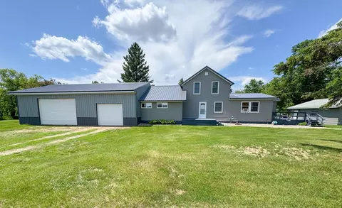 210 2nd Ave S, Dent, MN 56528