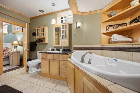 Bath - 1041 5th St N, Fargo, ND 58102 photo 3 of 3